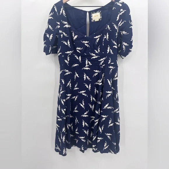 Maeve Anthopologie Fern Ruched Mini Dress in Navy and White Size 8 - Picture 3 of 7